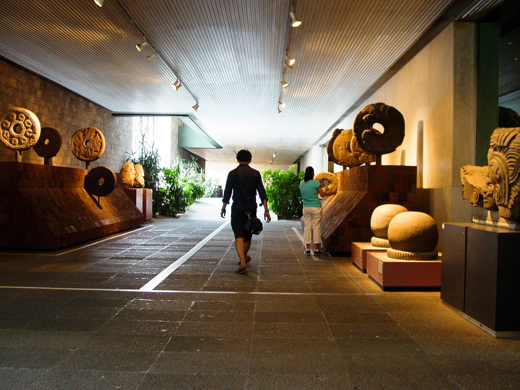 4449637429_1ed6681fdb_b